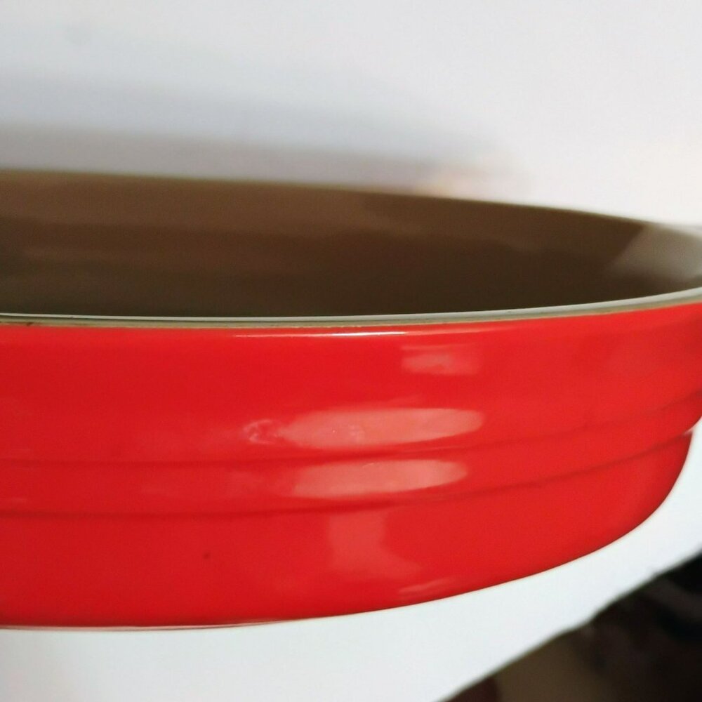 Le Creuset Oval Stoneware Baking Dish 16"x10" Red & Beige Handles Durable - Picture 7 of 7